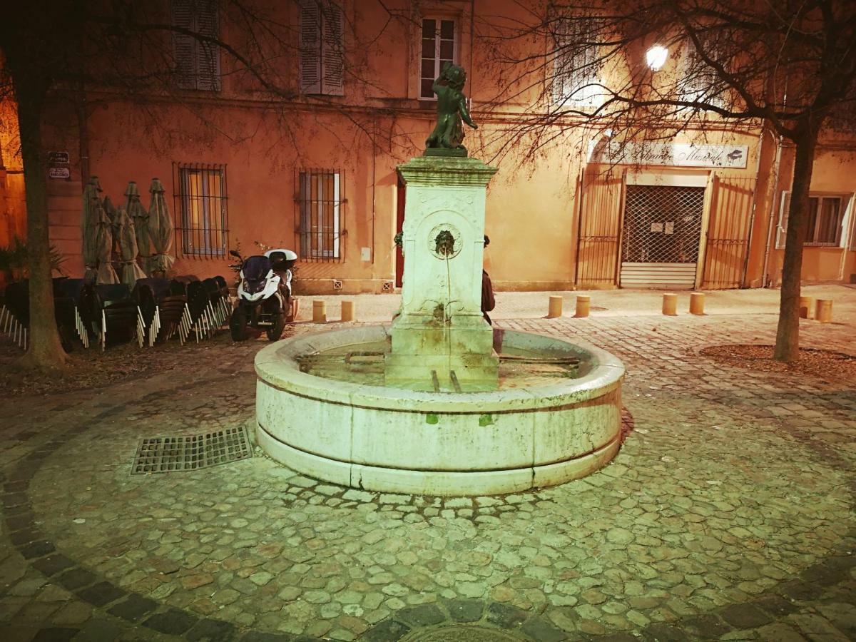 Design Standing In Aix *